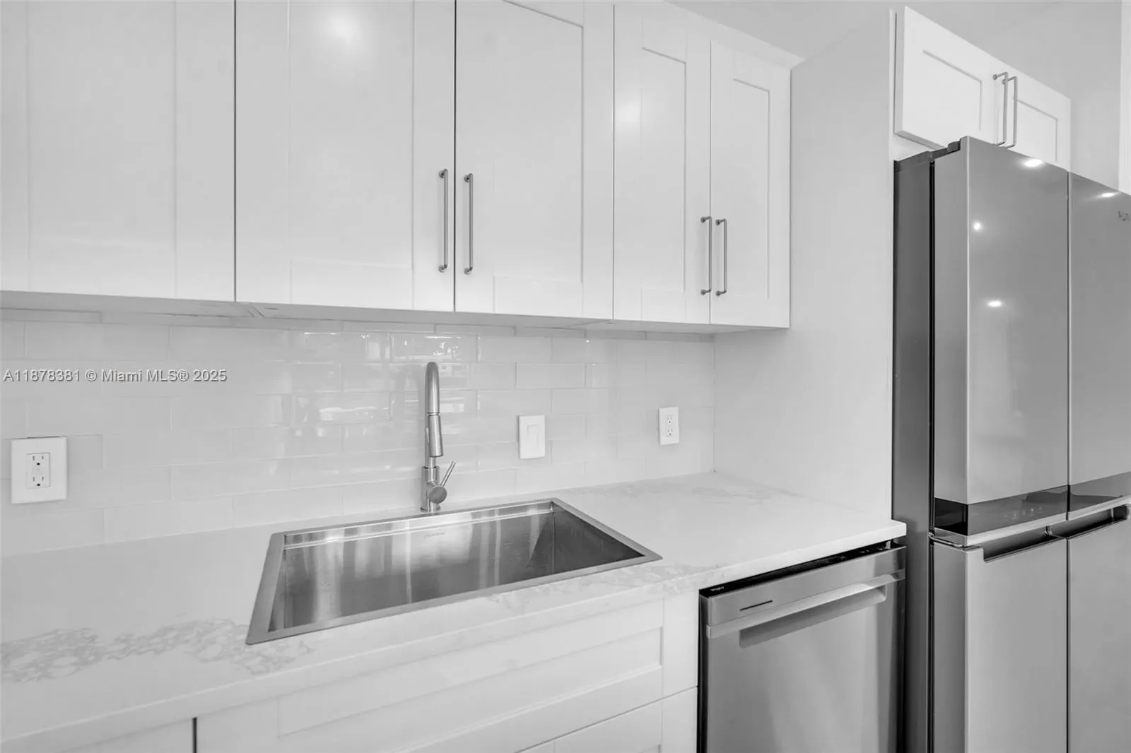 2702 Scott St, #00
