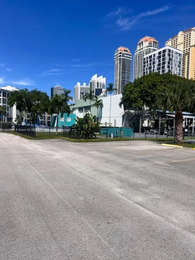 17620 Atlantic Blvd, #505