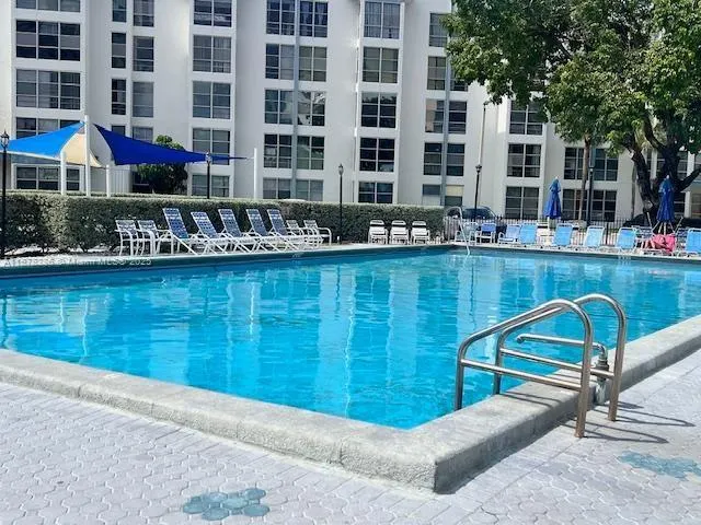 17620 Atlantic Blvd, #505