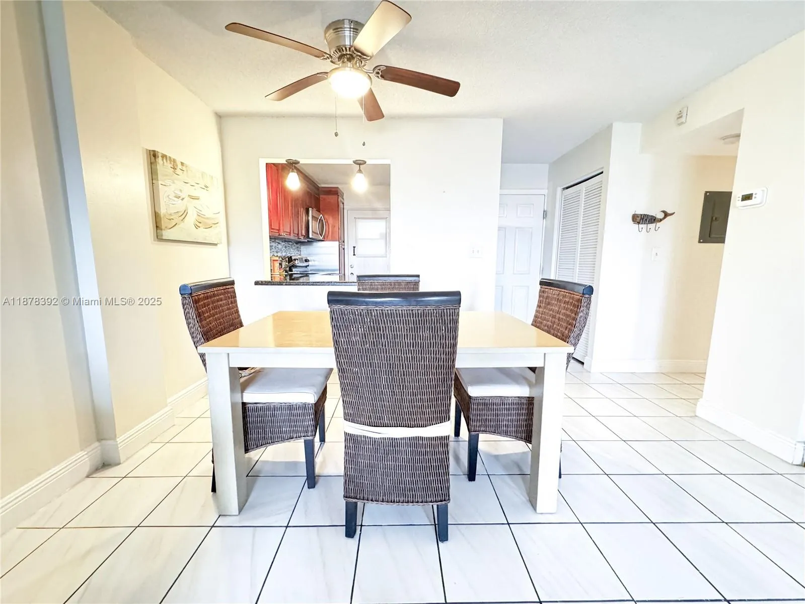 1575 Euclid Ave, #303