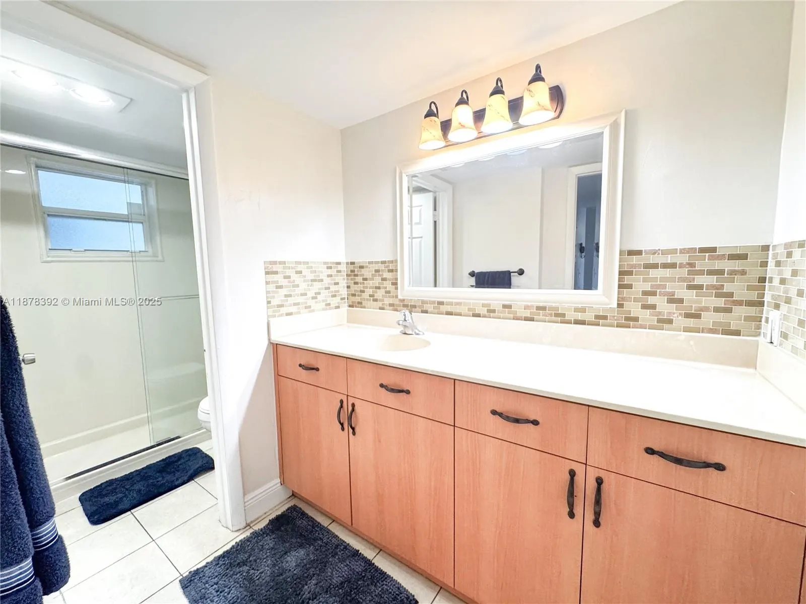1575 Euclid Ave, #303