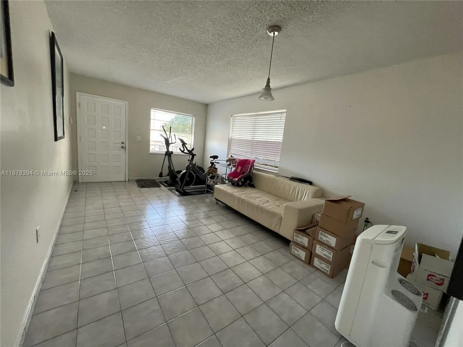 471 E 13th St, #471A