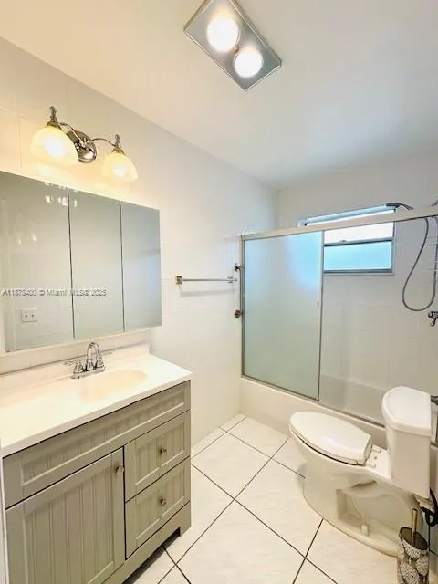 500 NE 14th Ave, #204