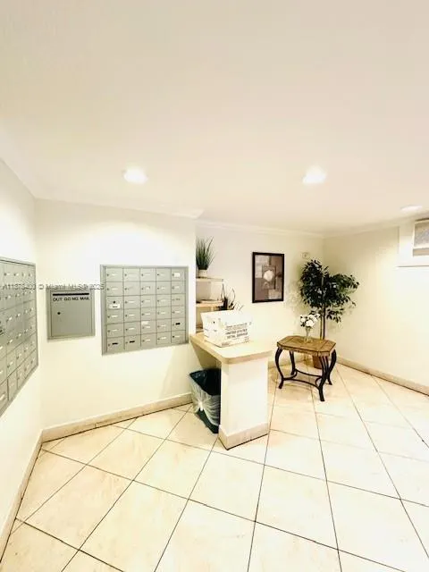 500 NE 14th Ave, #204