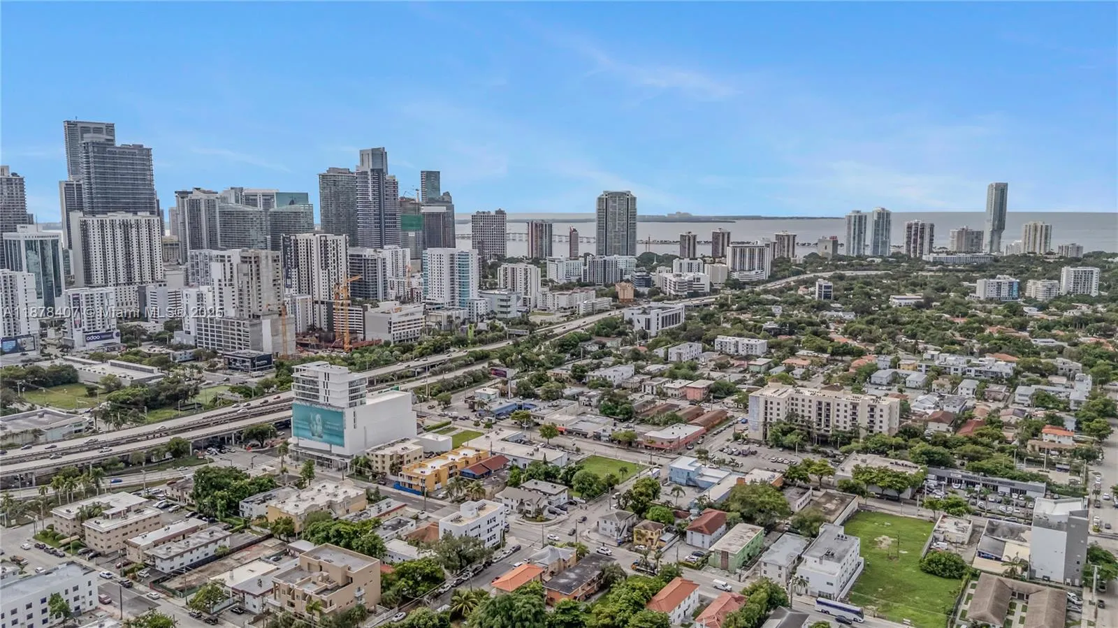 421 SW 9th St, #2