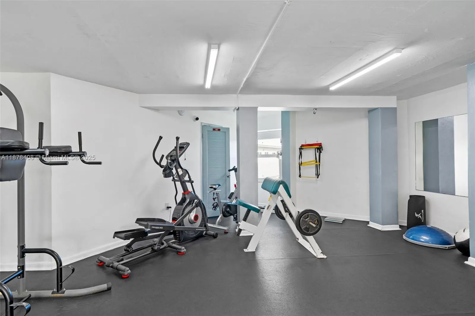 4000 NE 170th St, #602