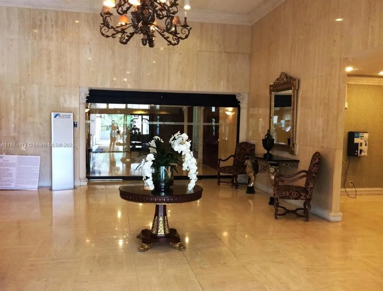 600 Three Islands Blvd, #418