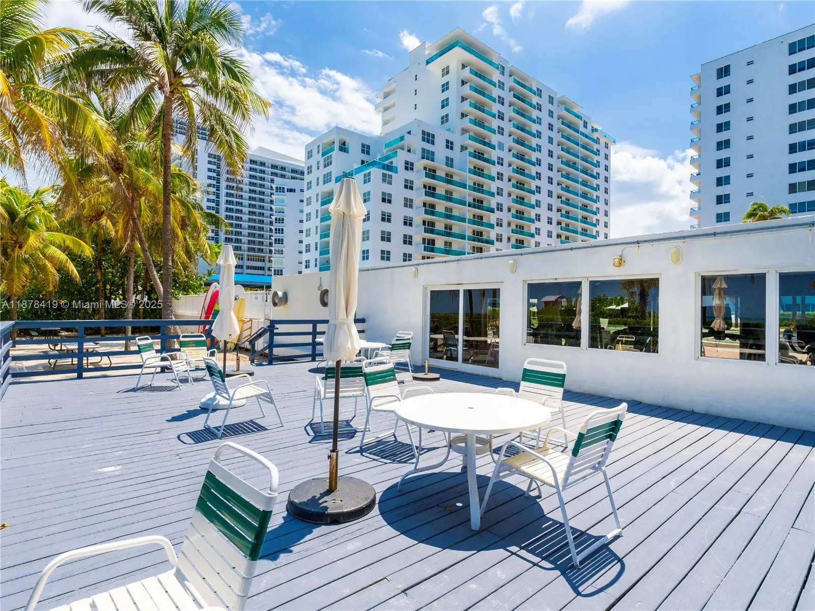 5005 Collins Ave, #1105
