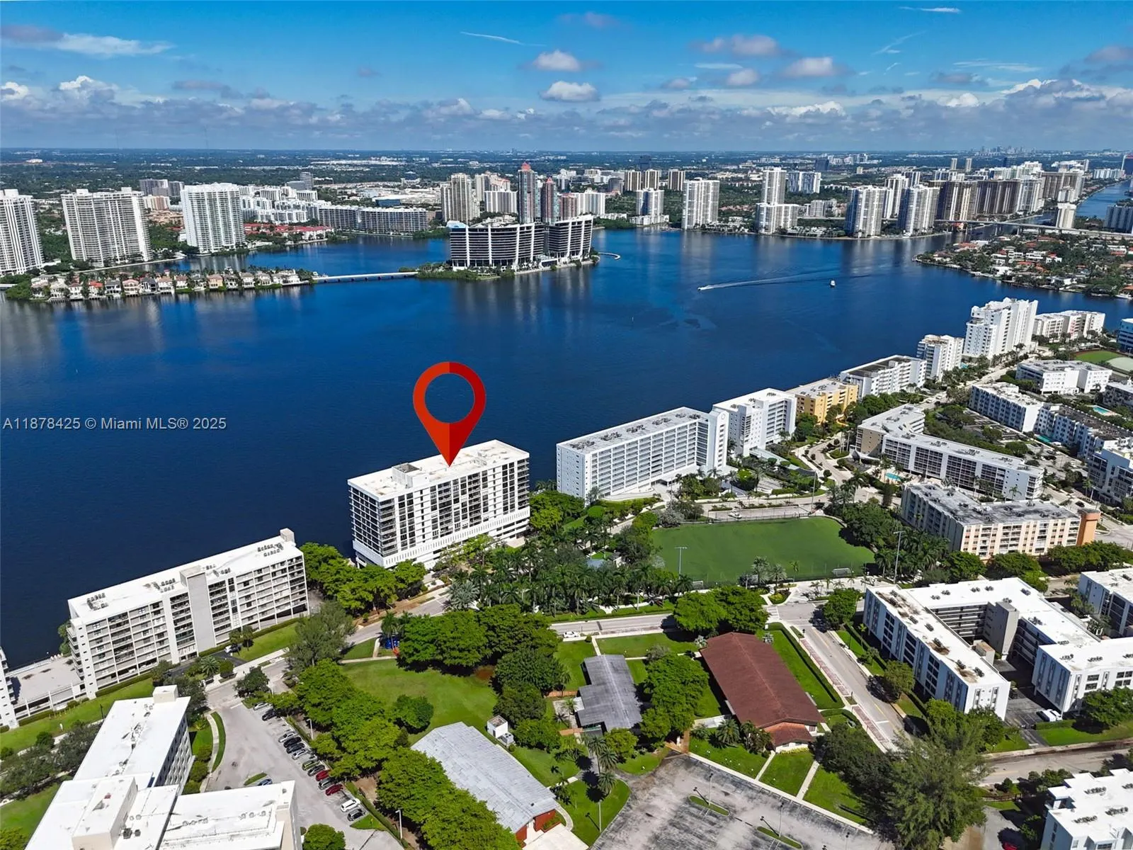 17720 N Bay Rd, #903