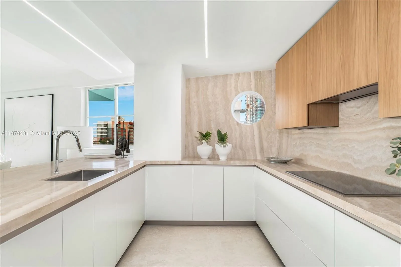 226 Ocean Dr, #7F/7G