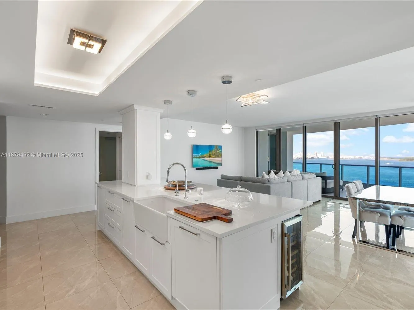 1331 Brickell Bay Dr, #1811