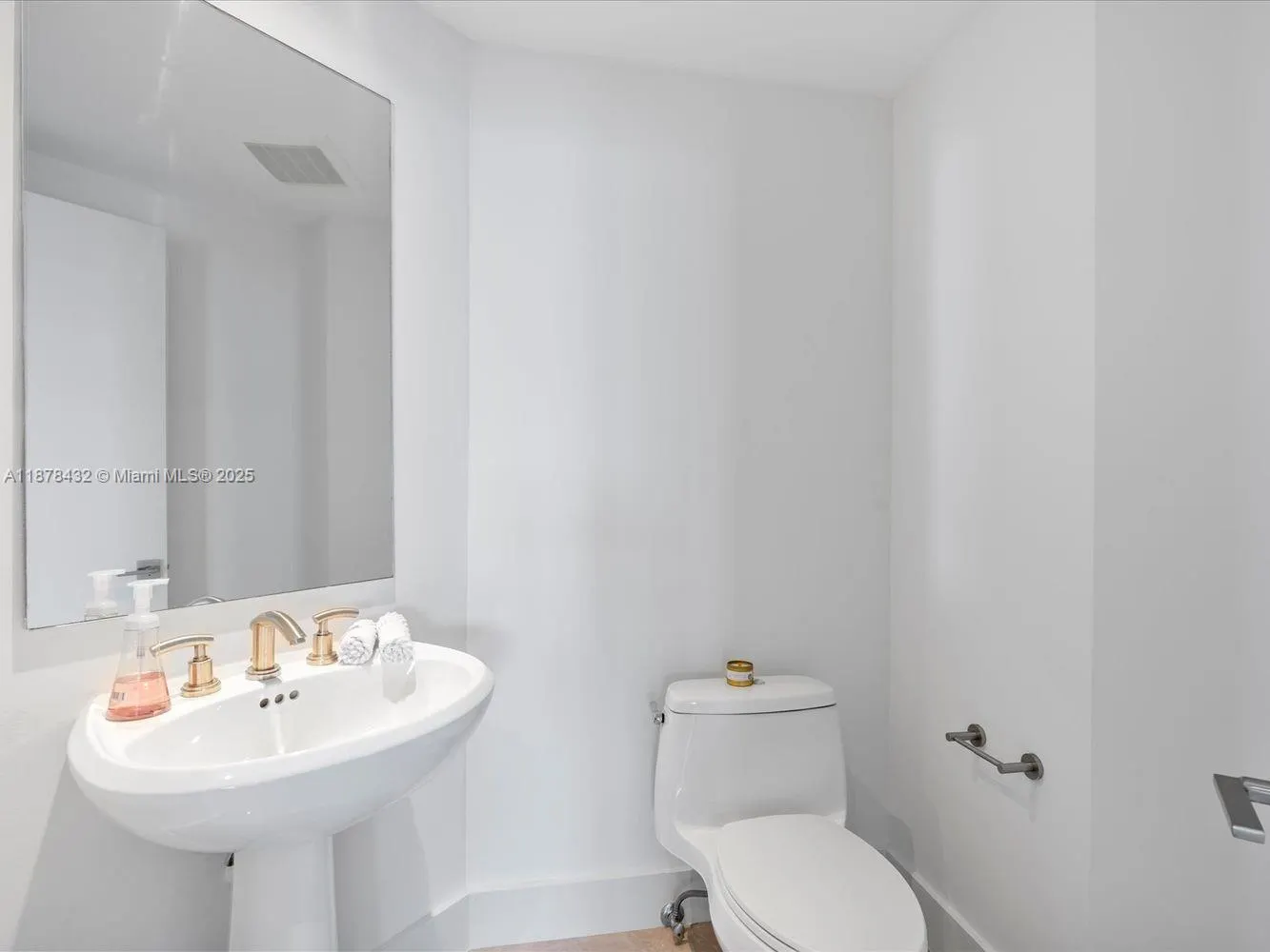 1331 Brickell Bay Dr, #1811