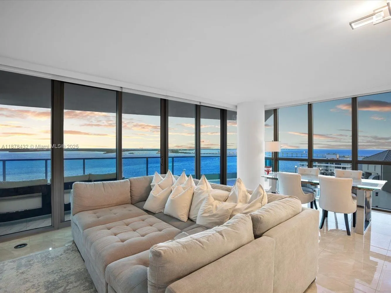 1331 Brickell Bay Dr, #1811