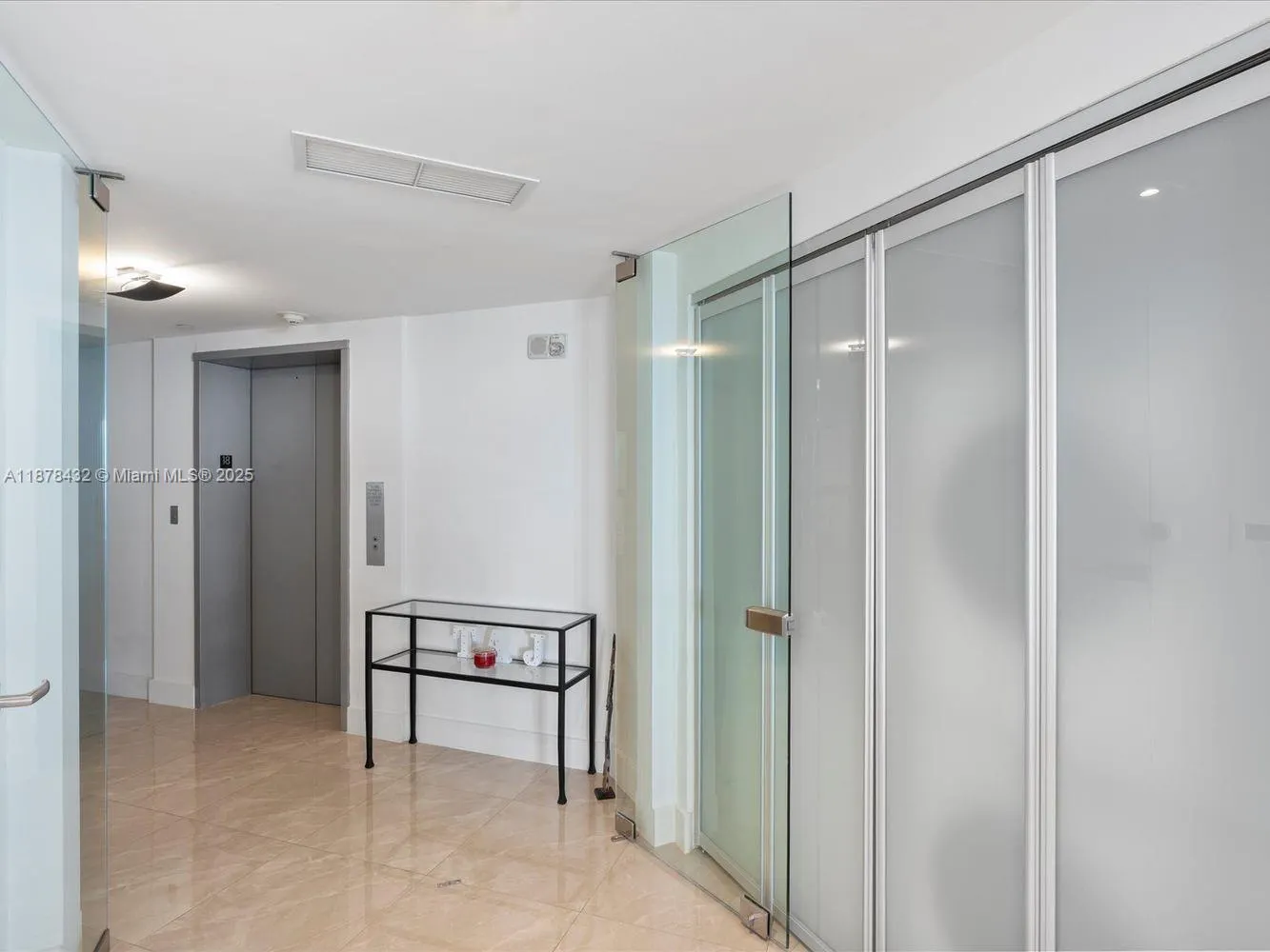 1331 Brickell Bay Dr, #1811