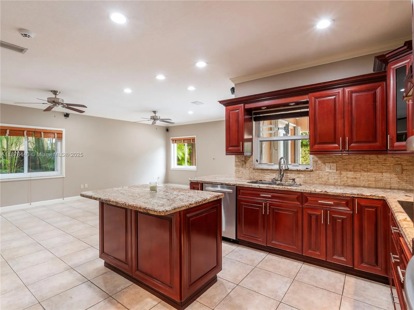 8311 NW 166th Ter