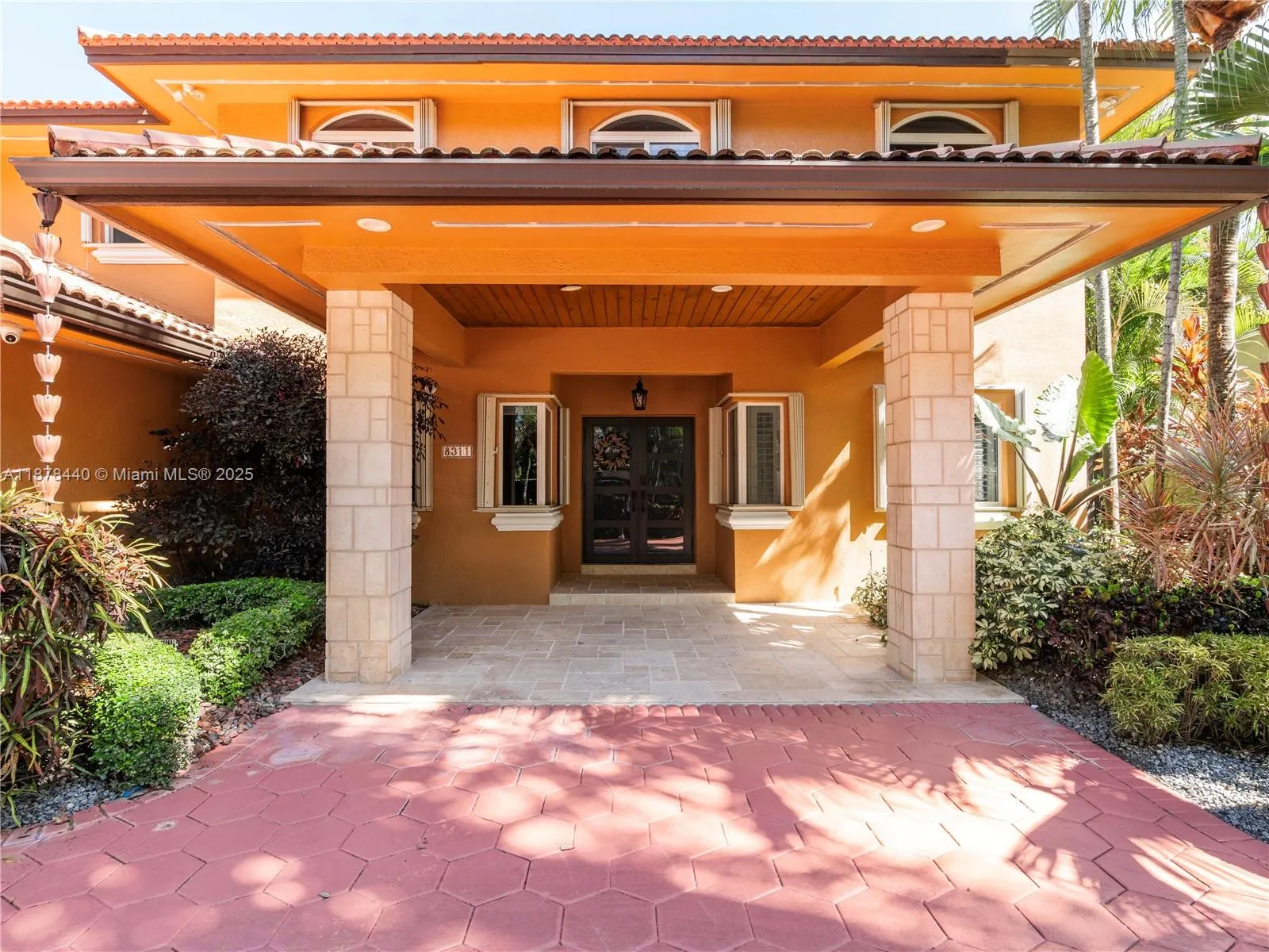 8311 NW 166th Ter