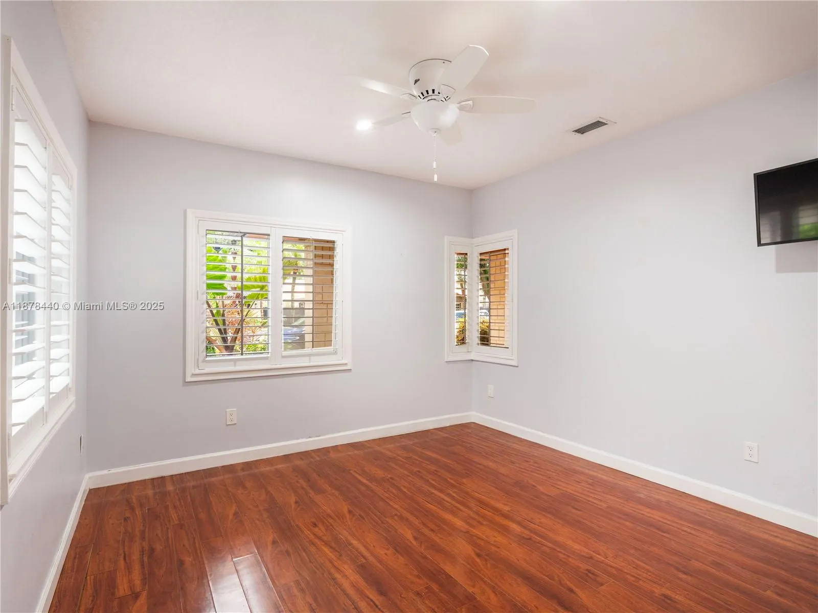 8311 NW 166th Ter