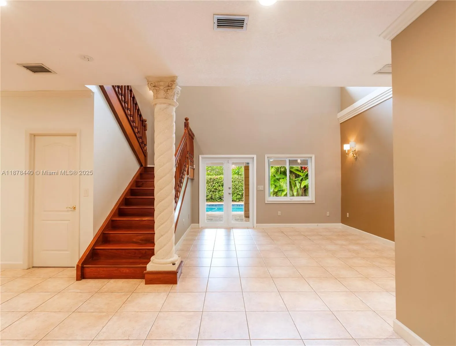 8311 NW 166th Ter