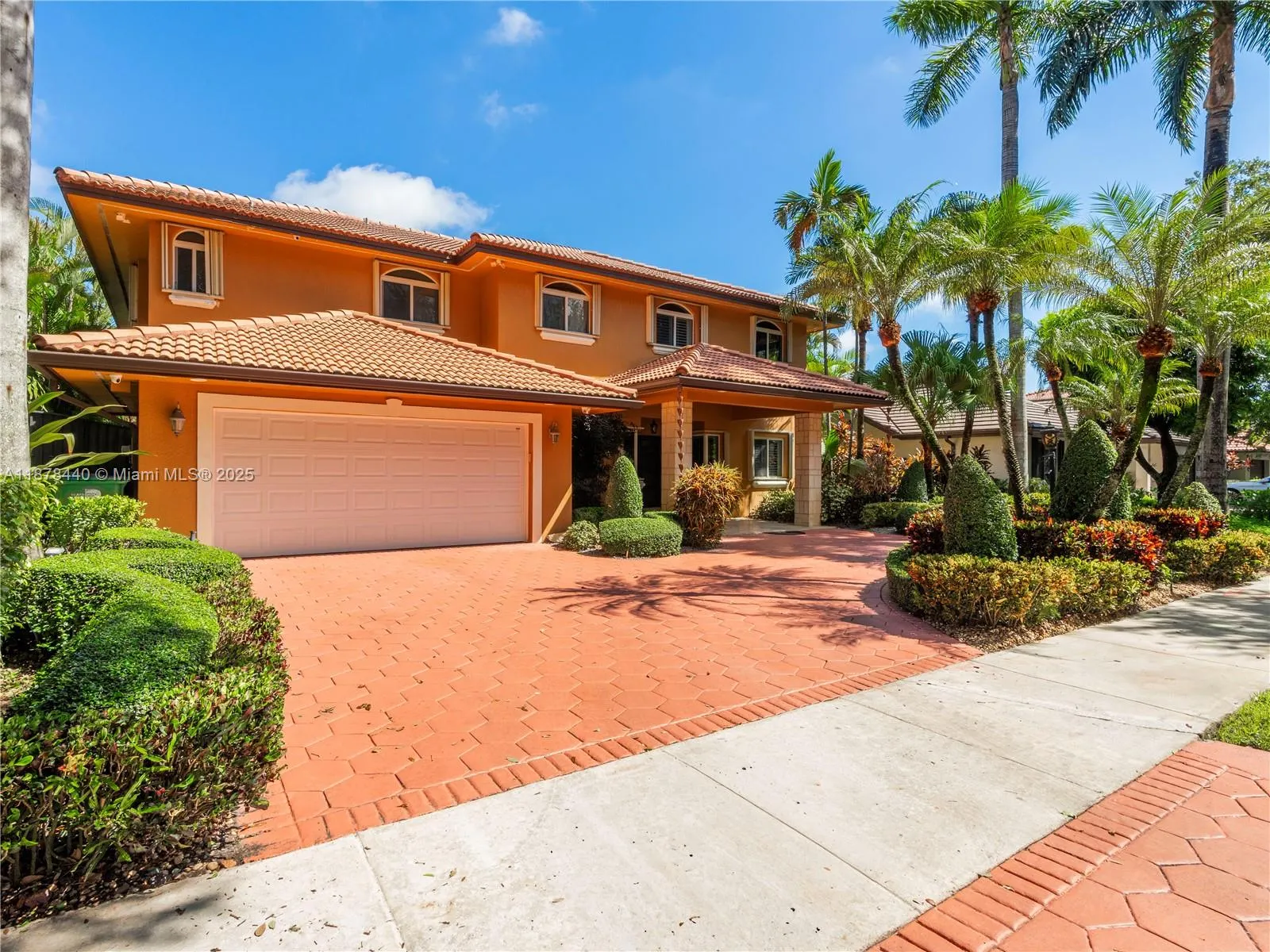 8311 NW 166th Ter
