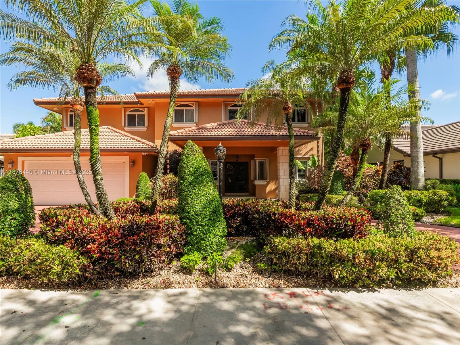 8311 NW 166th Ter