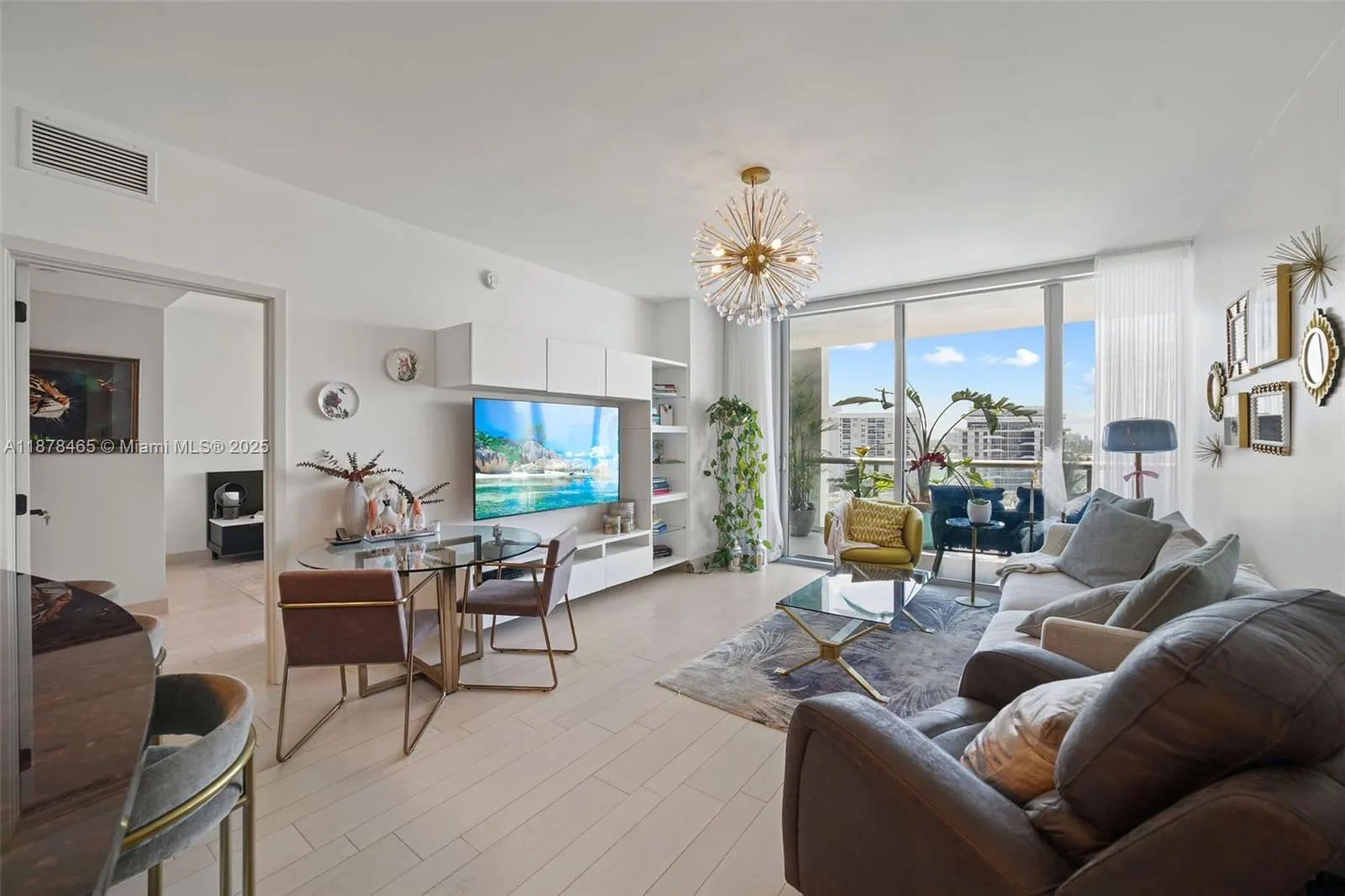 6799 Collins Ave, #1006