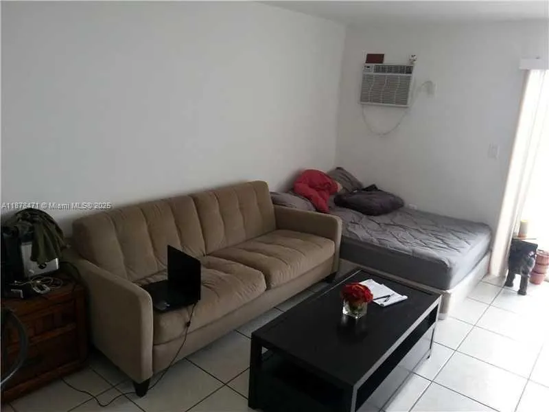 1441 Lincoln Rd, #308