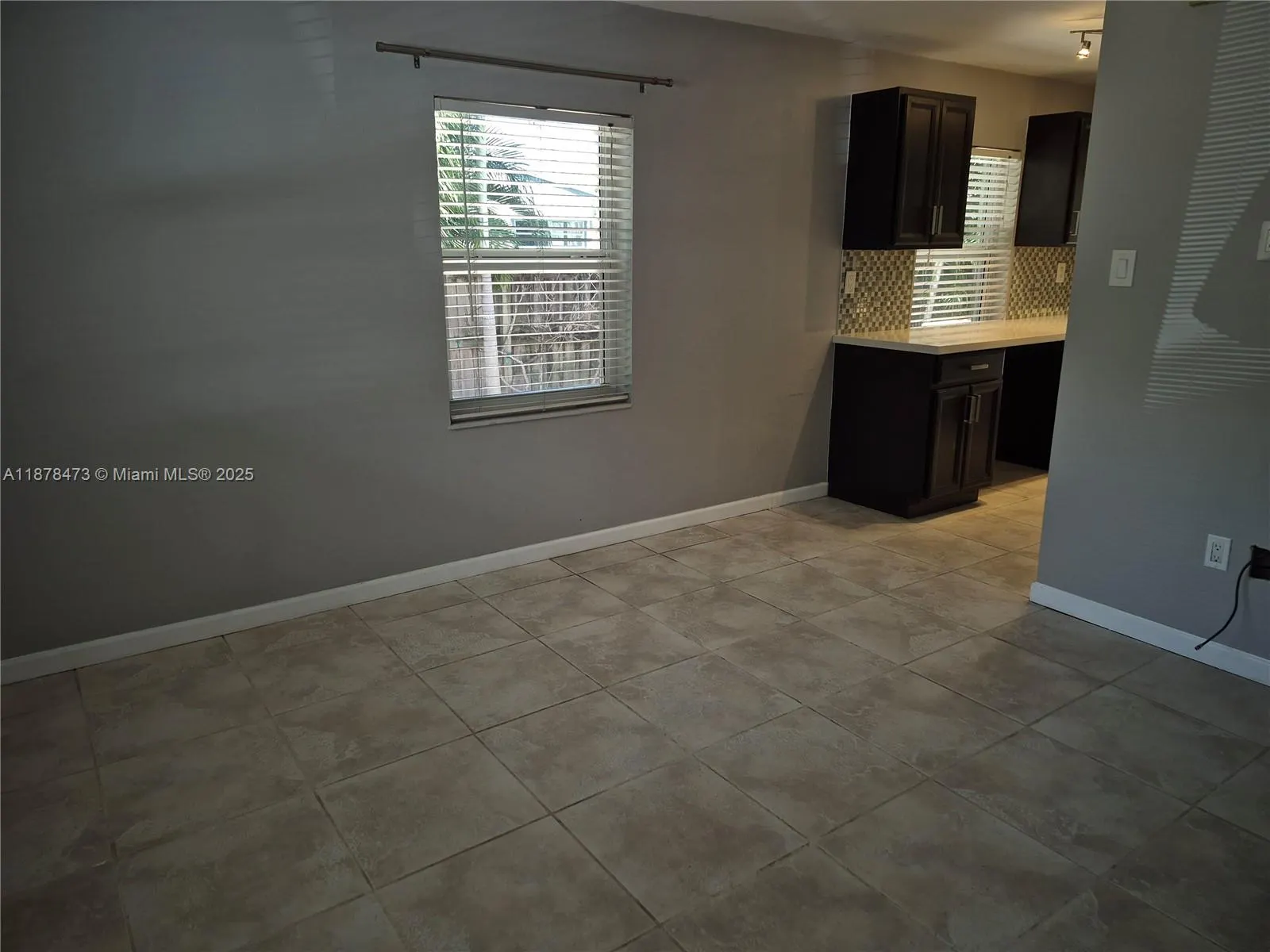 67 NE 25th St, #1