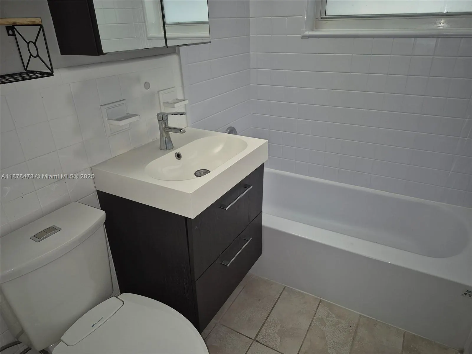 67 NE 25th St, #1