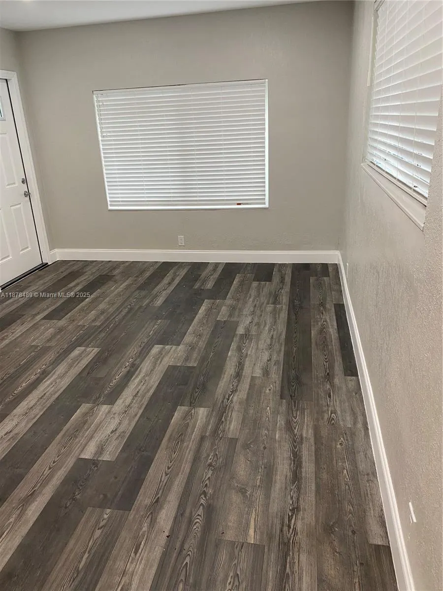 280 SE 6th Ave, #1