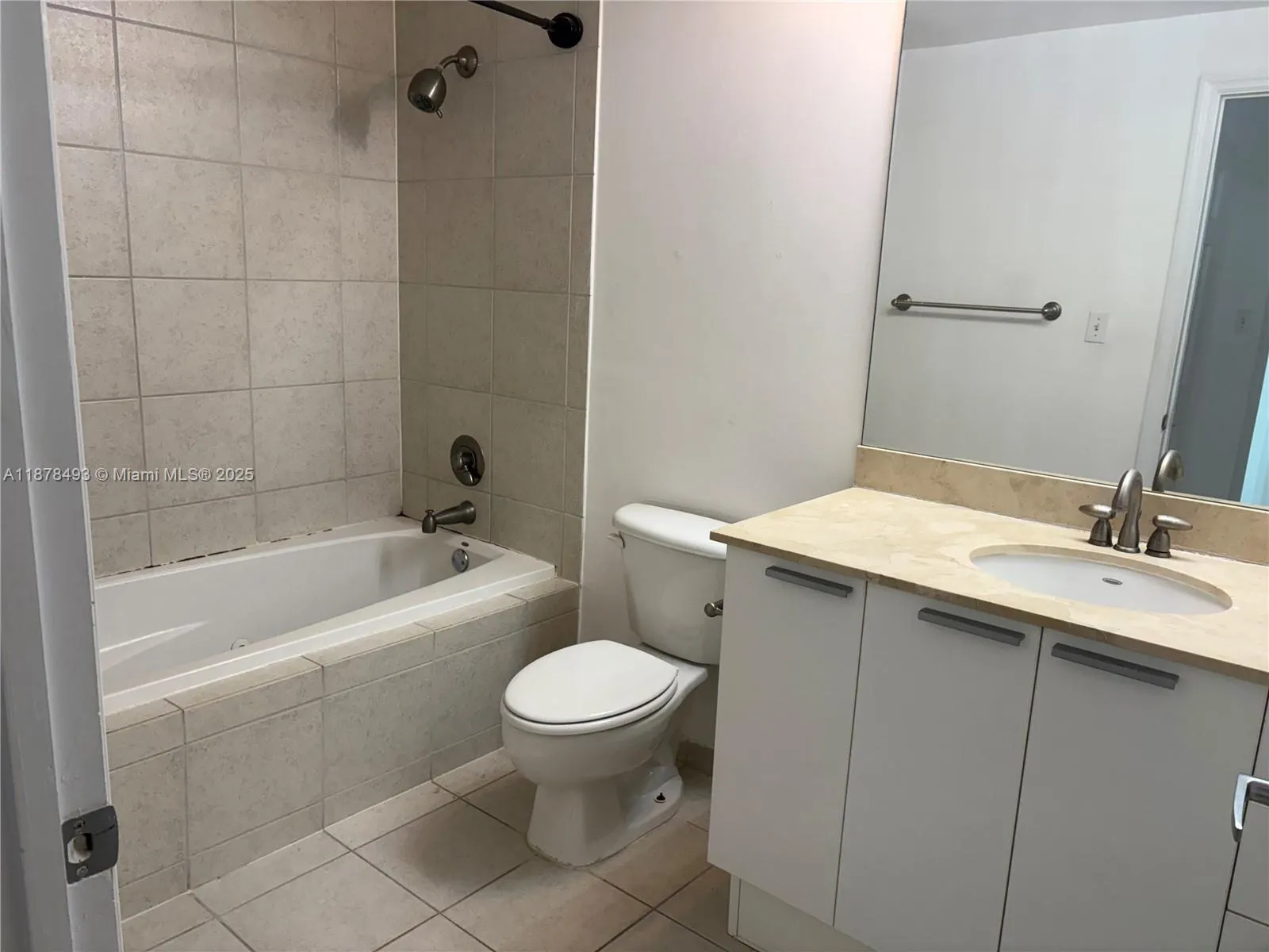 140 S Dixie Hwy, #411
