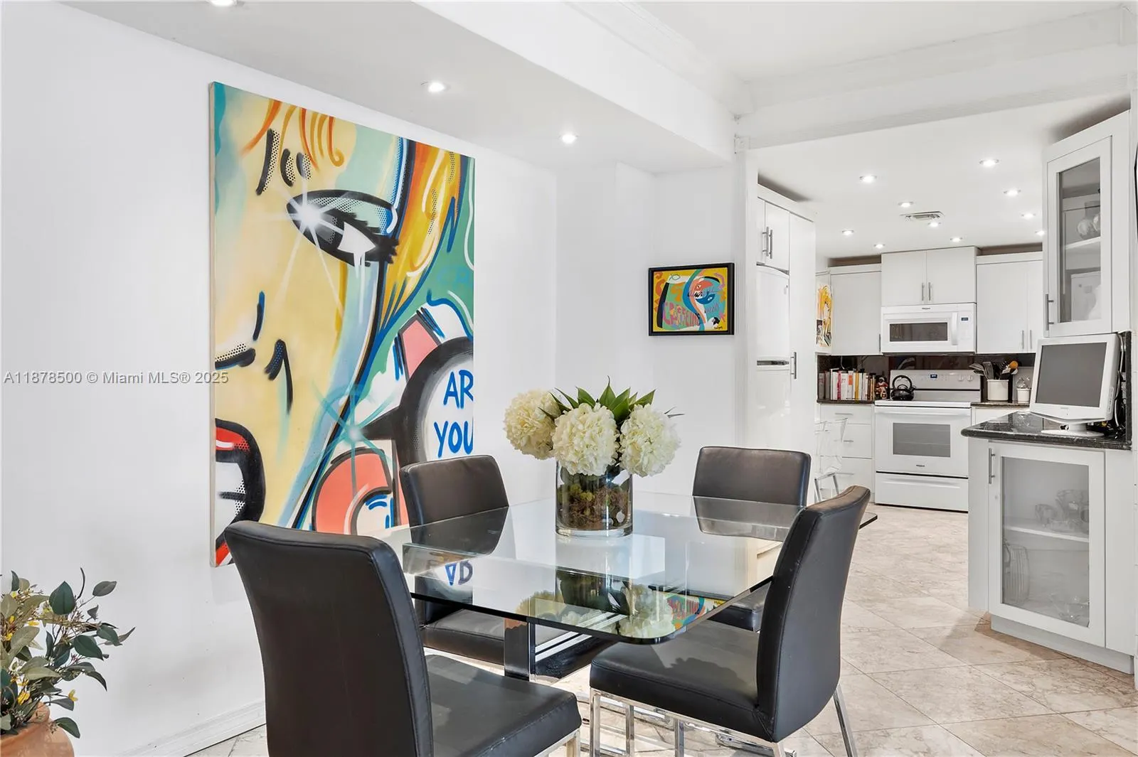 10185 Collins Ave, #1210