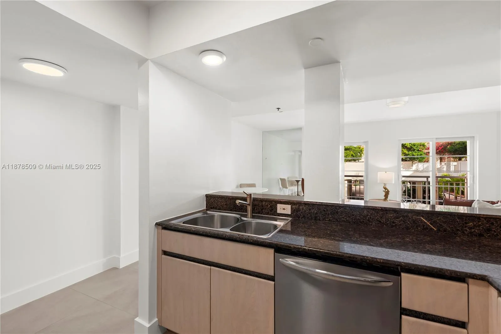 100 Jefferson Ave, #10004