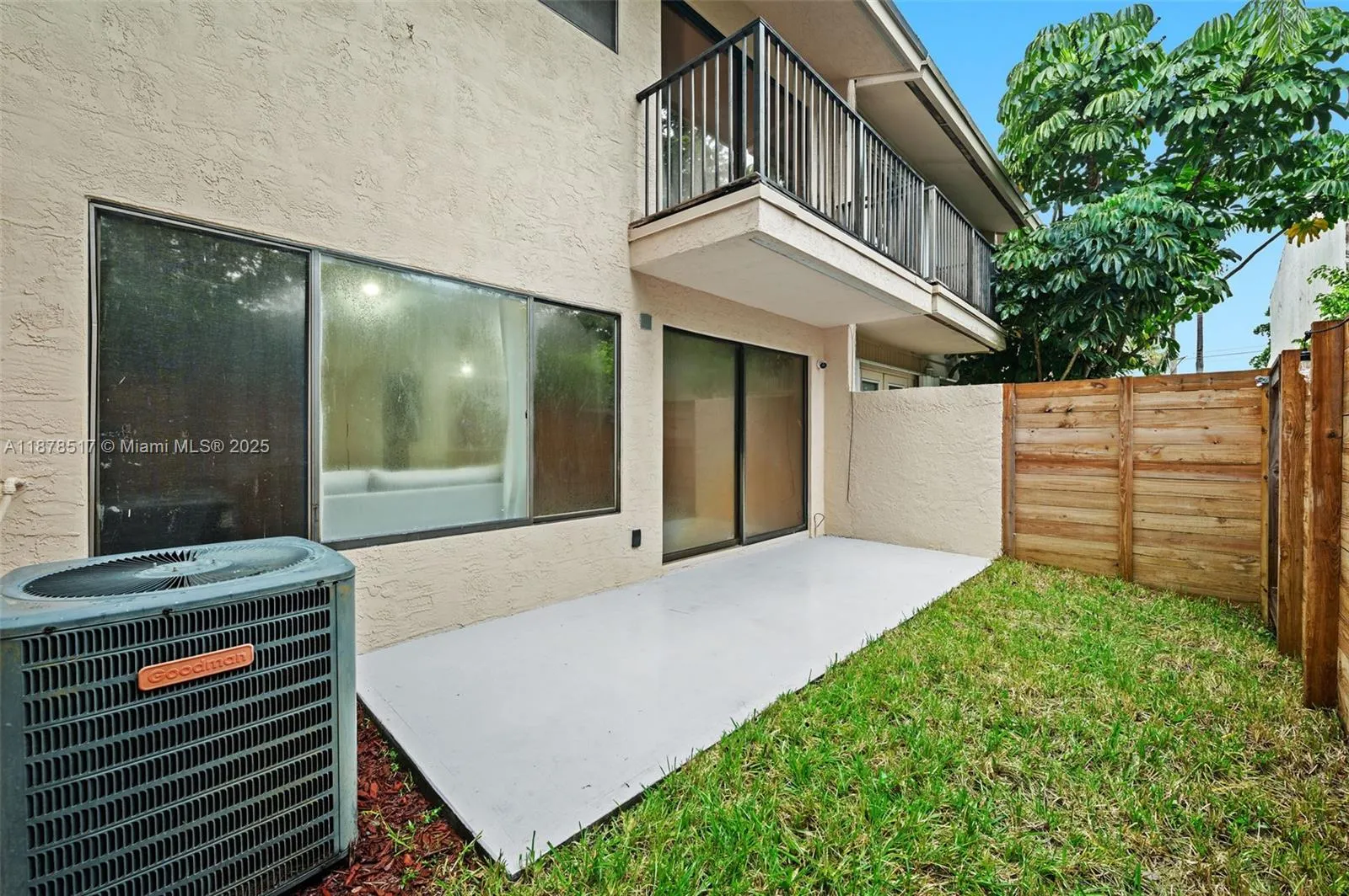 4267 NW 76th Ave