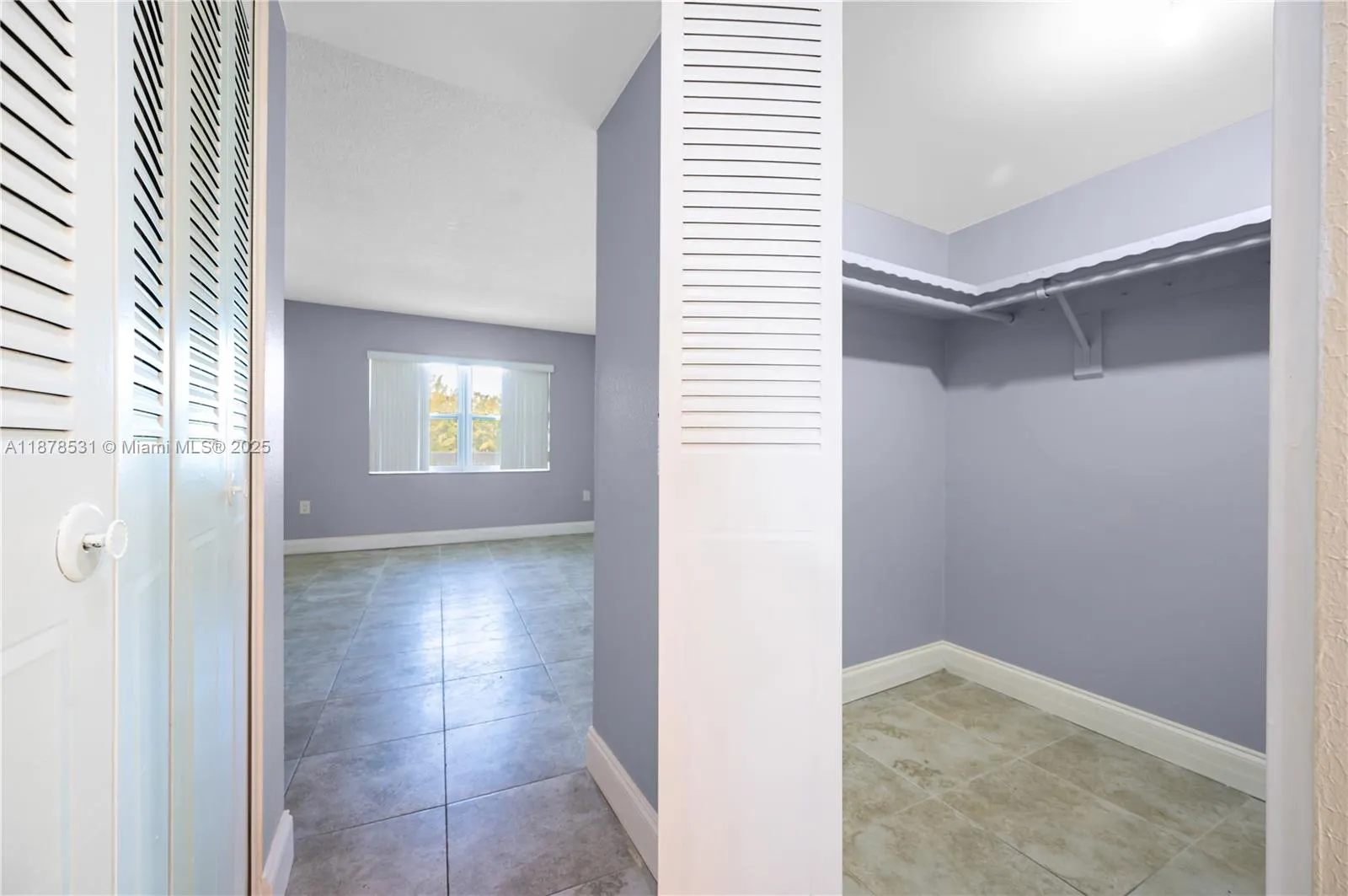 4141 Nautilus Dr, #2F