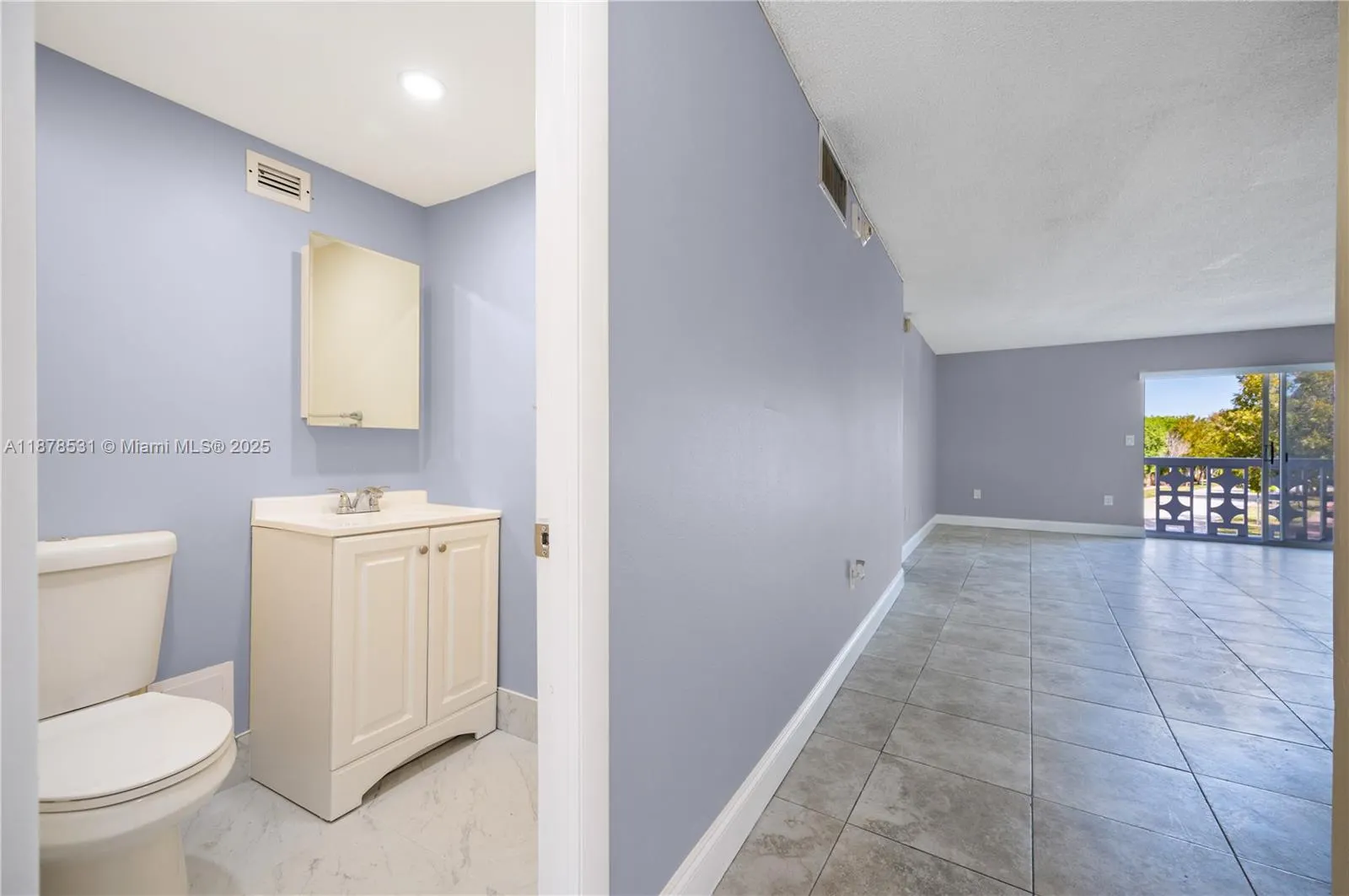 4141 Nautilus Dr, #2F