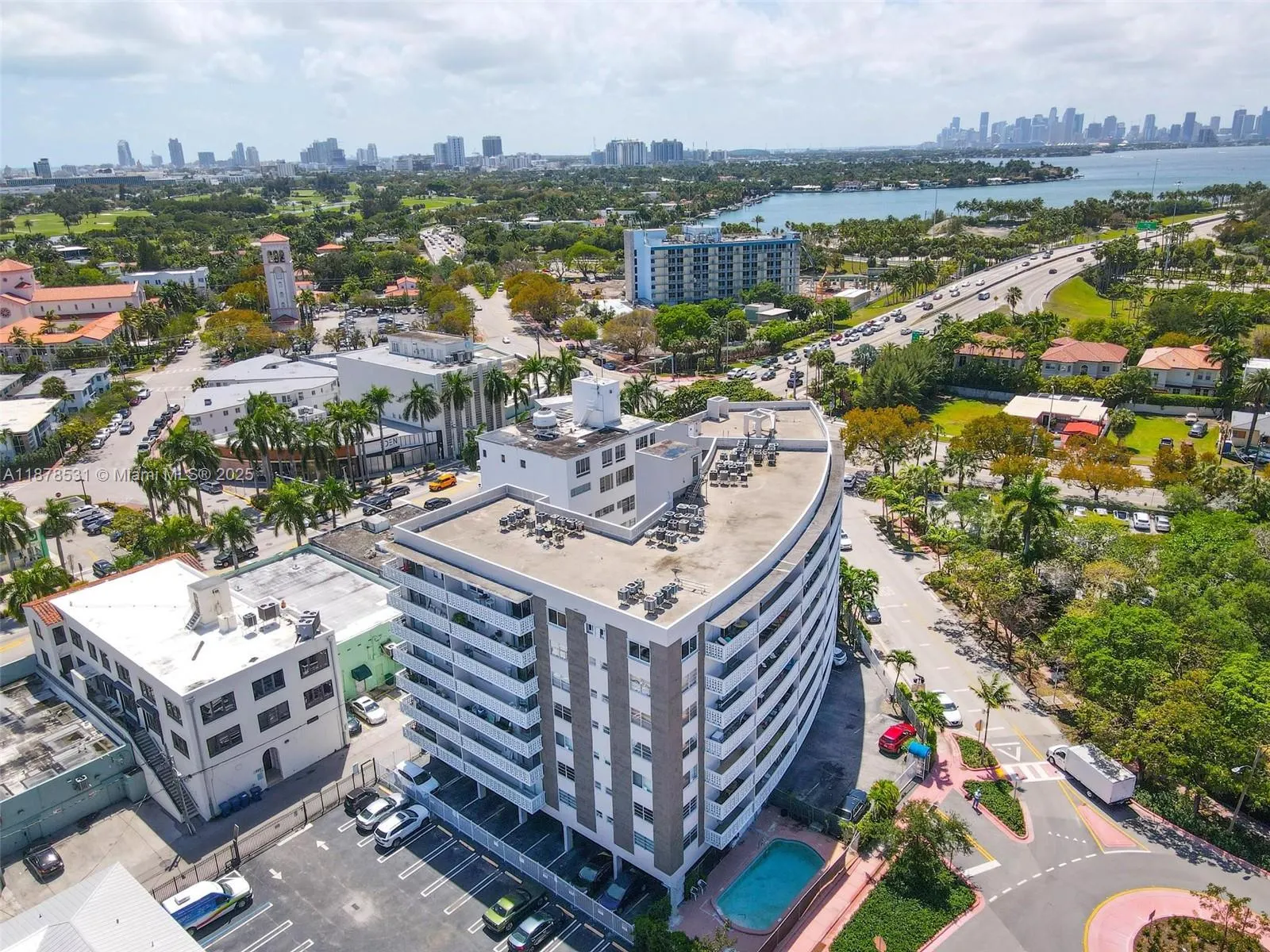 4141 Nautilus Dr, #2F
