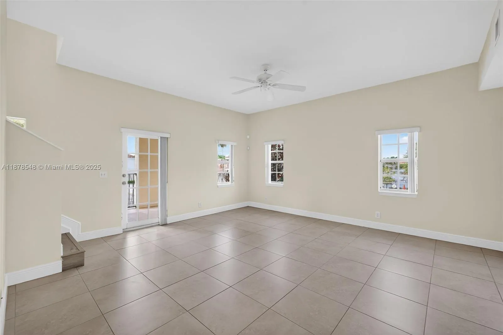 27 SW 6th Ct