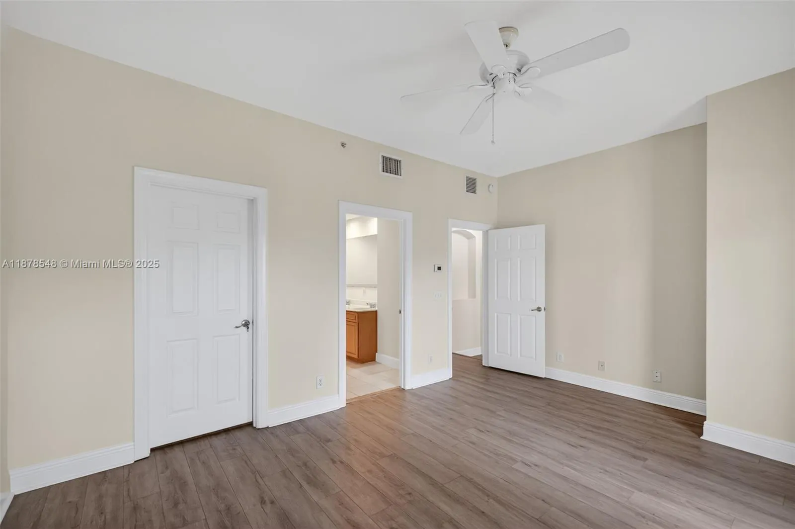 27 SW 6th Ct