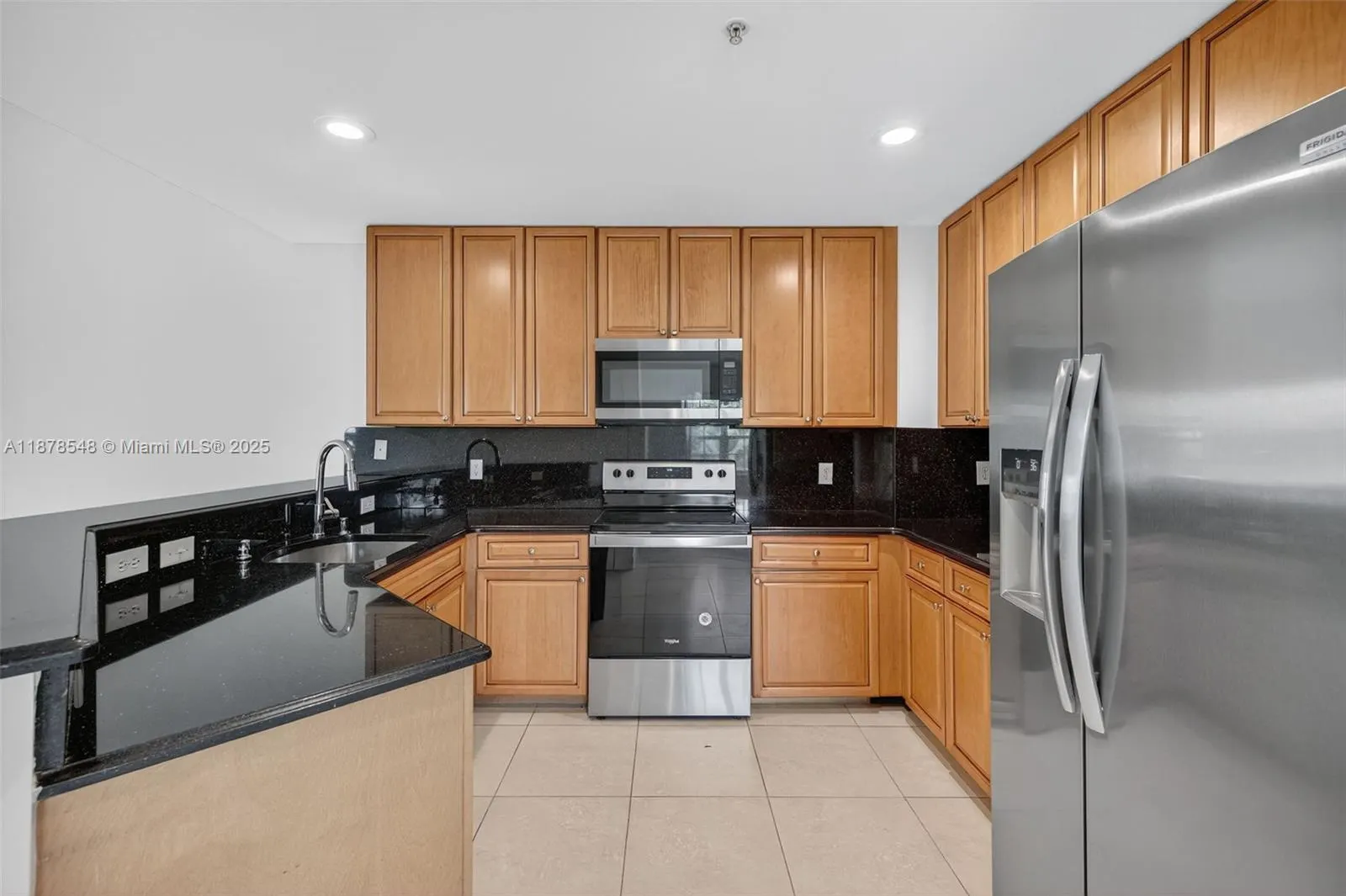 27 SW 6th Ct