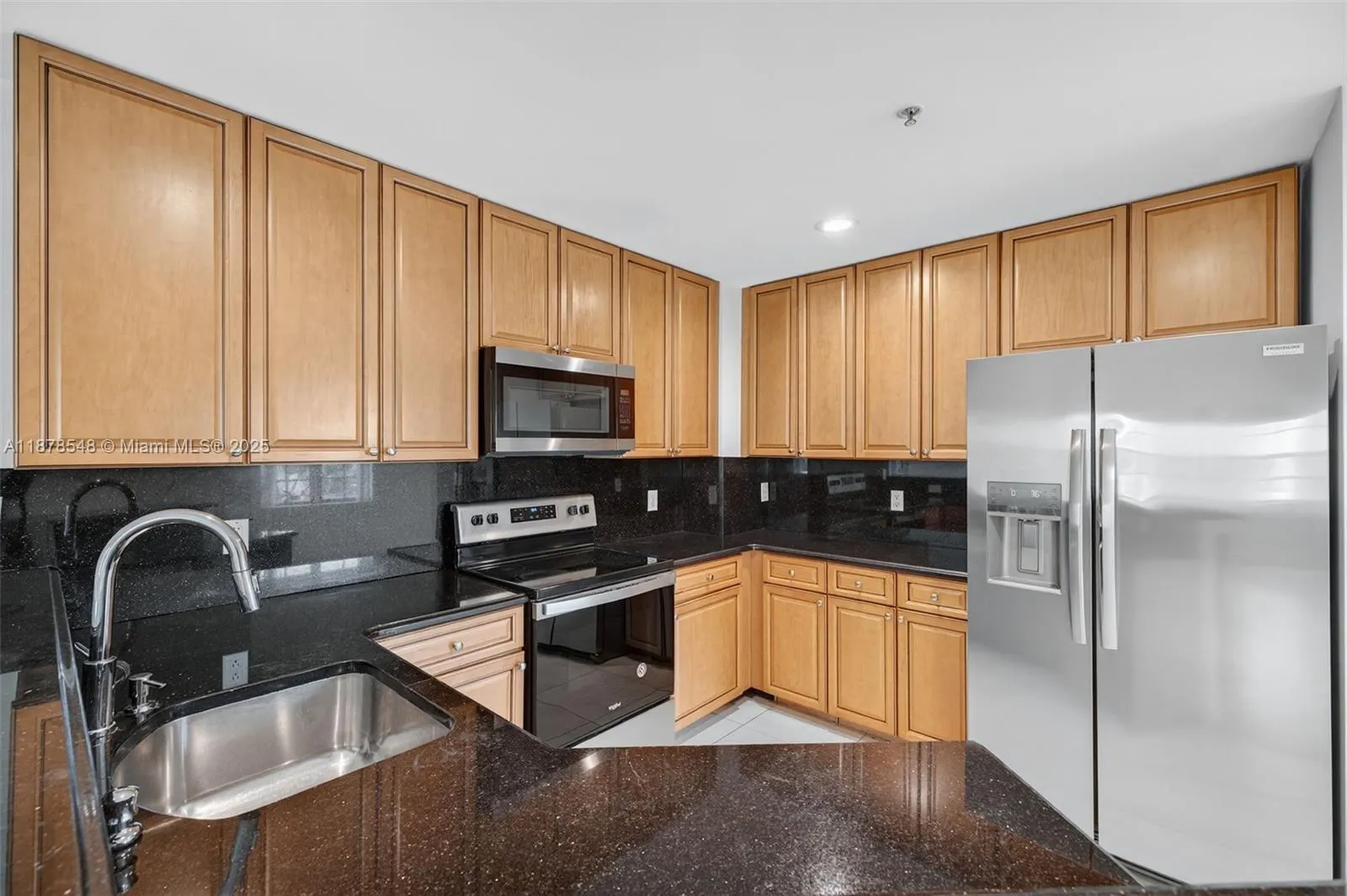 27 SW 6th Ct