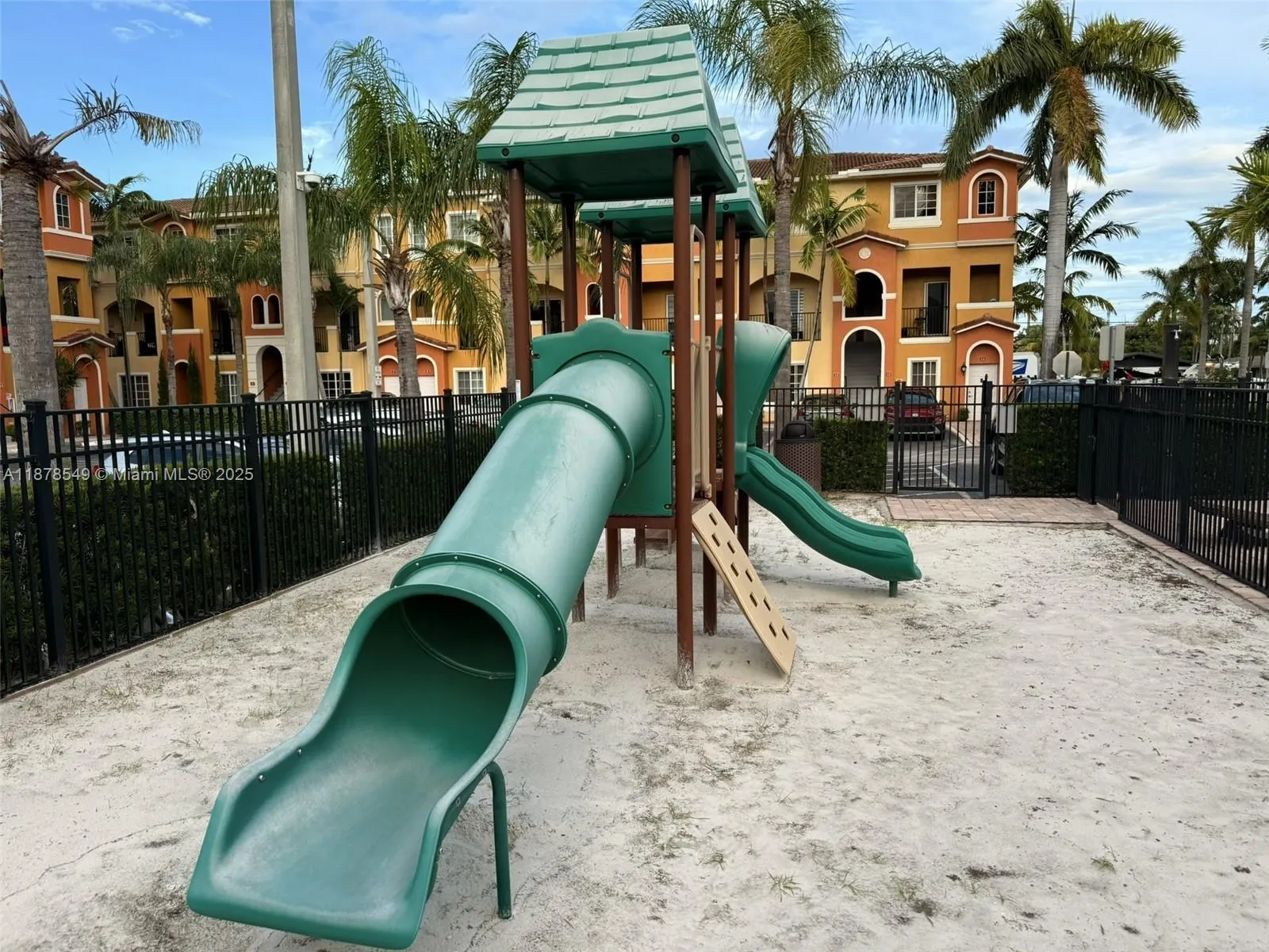 111 NW 2nd Ave, #10