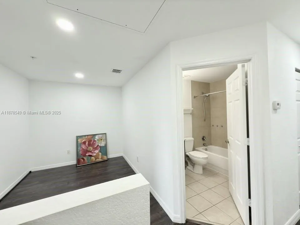 111 NW 2nd Ave, #10