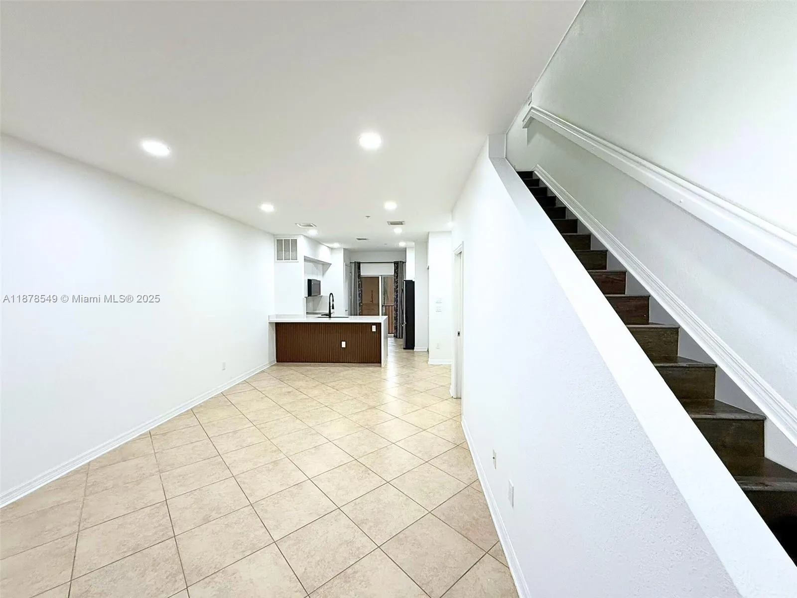 111 NW 2nd Ave, #10
