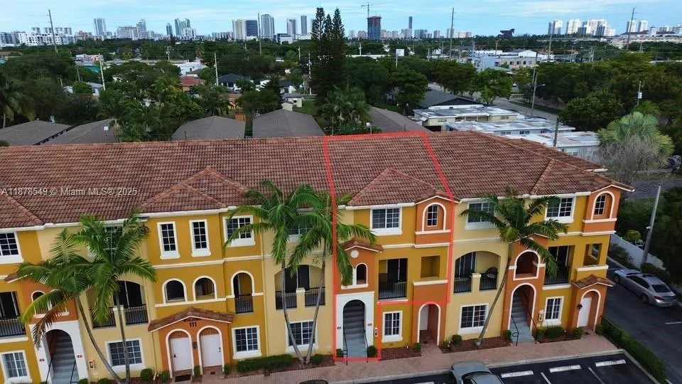 111 NW 2nd Ave, #10