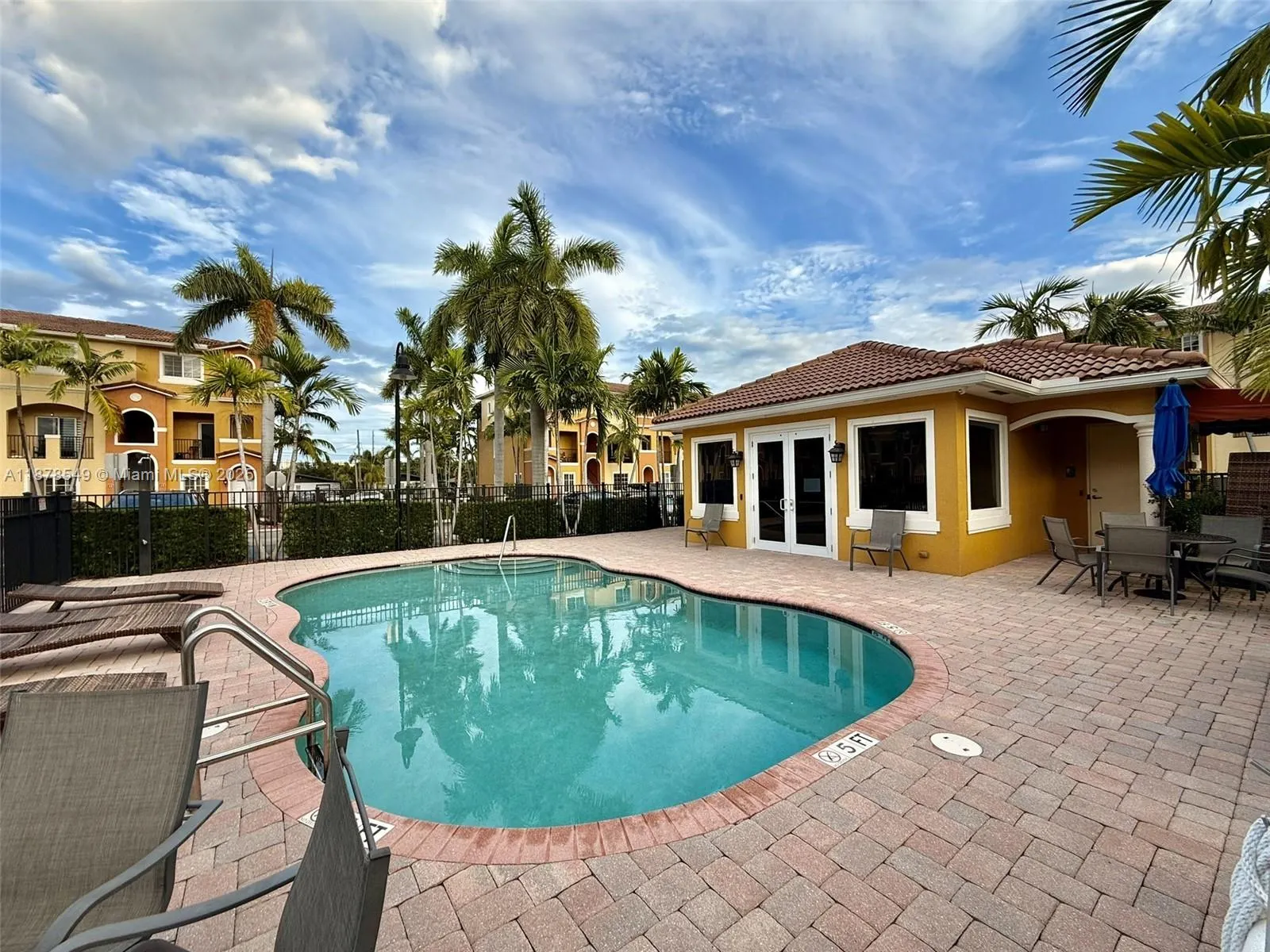 111 NW 2nd Ave, #10