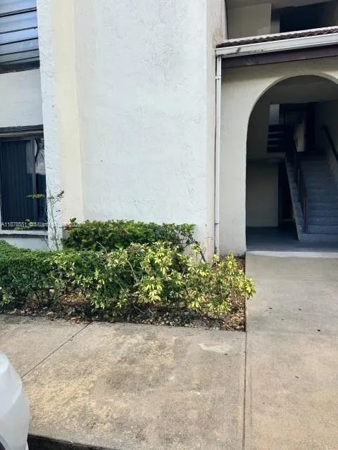 8933 SW 123rd Ct, #102