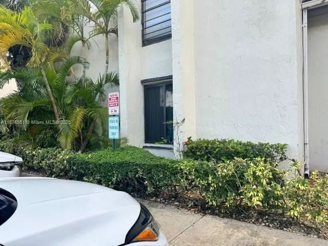 8933 SW 123rd Ct, #102