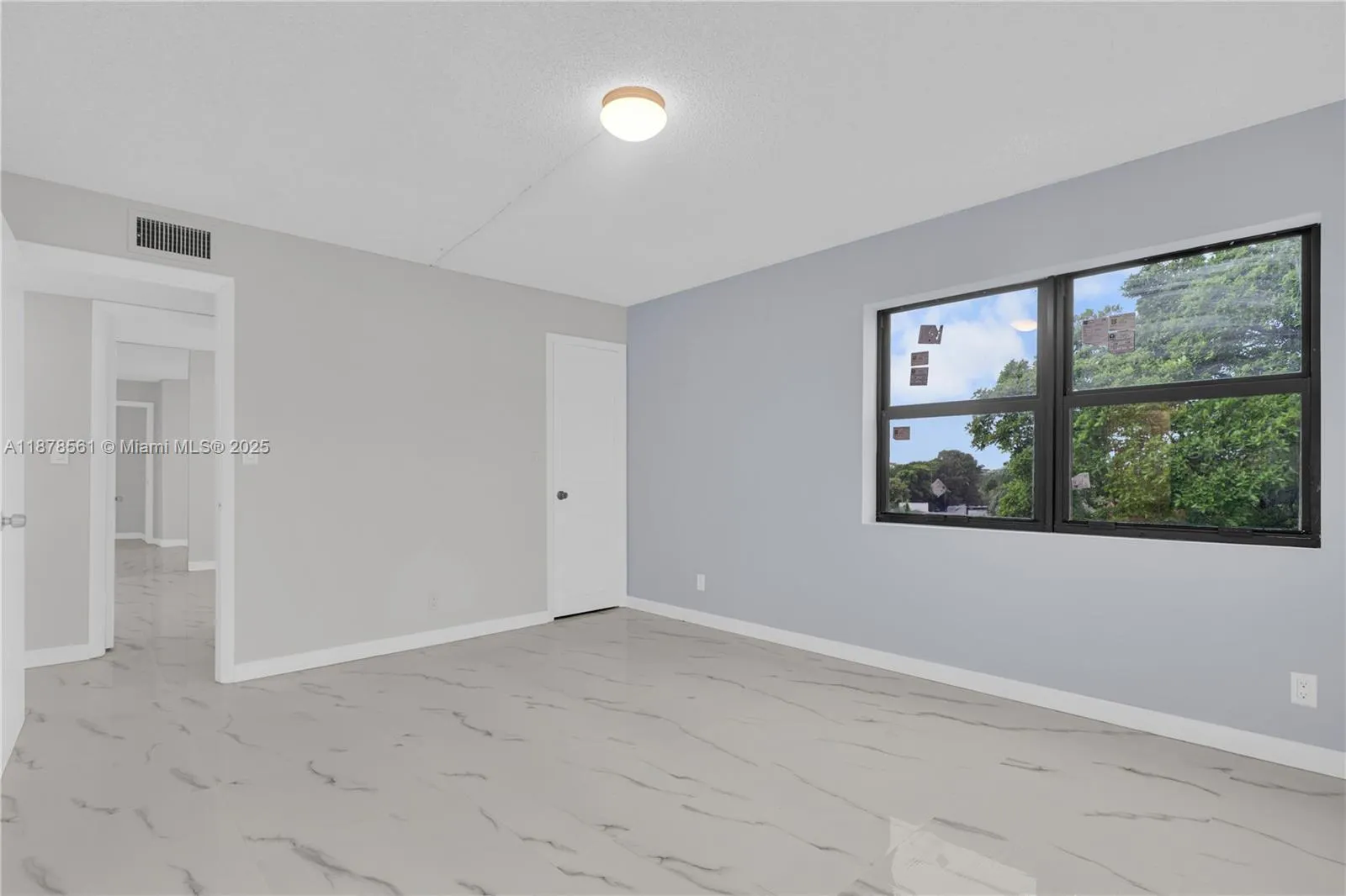 9355 SW 8th St, #425