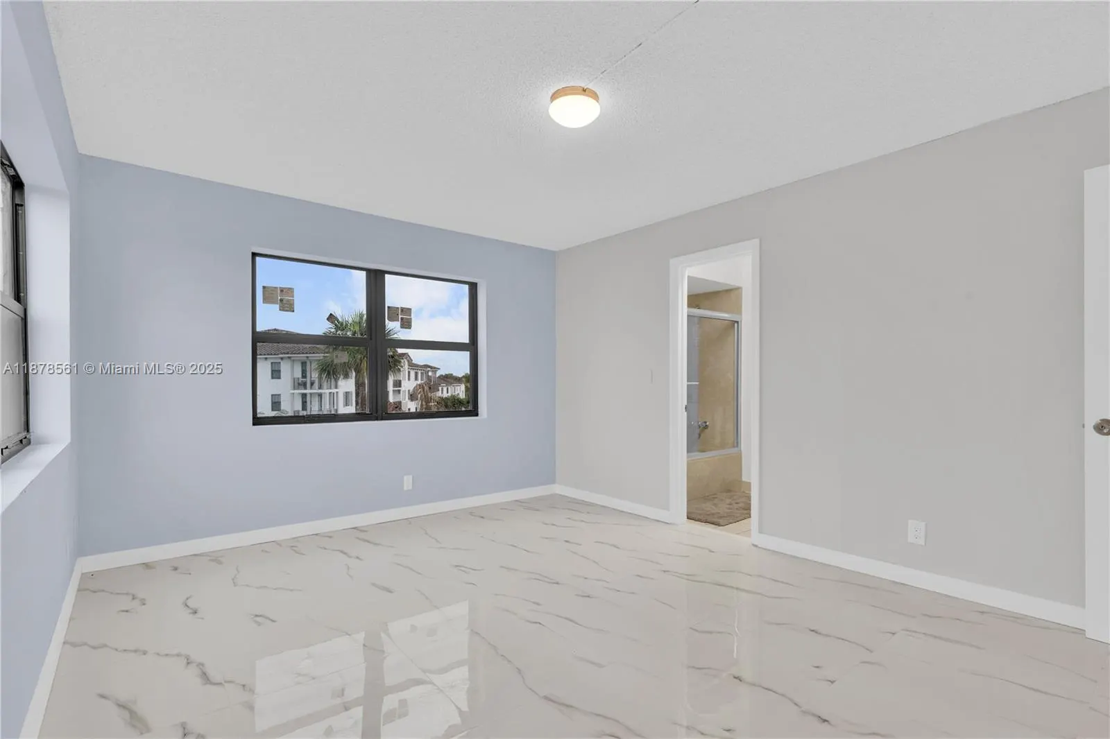 9355 SW 8th St, #425