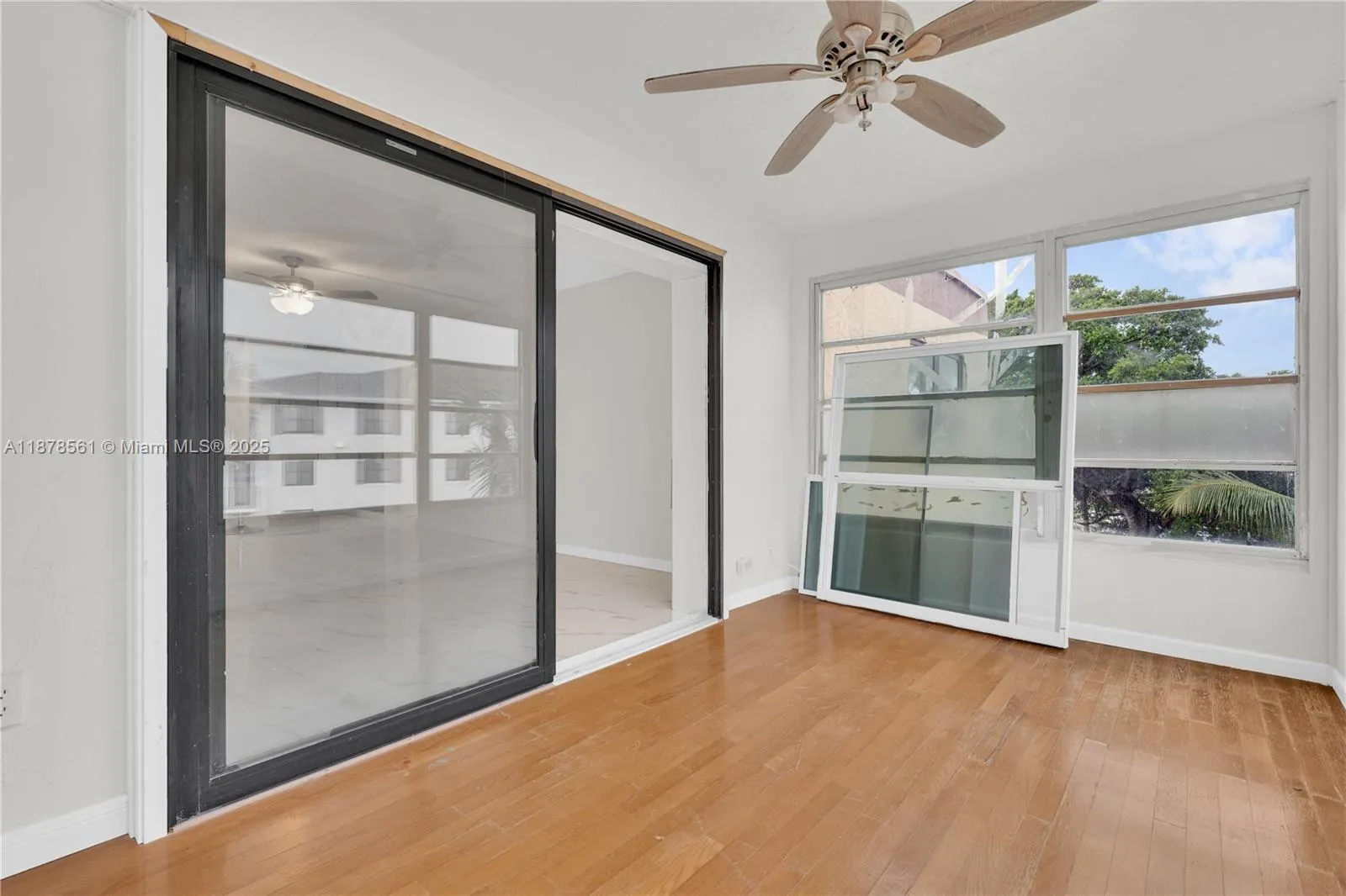 9355 SW 8th St, #425